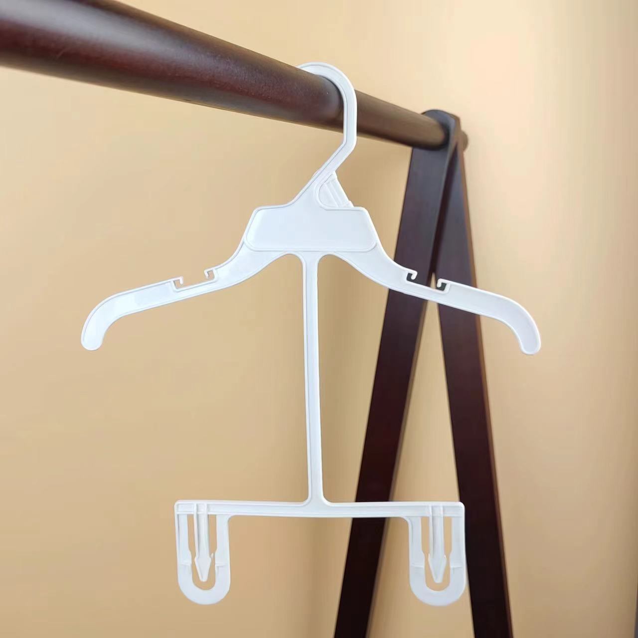10個入り 子供用プラスチックハンガー キッズ ベビーロンパ - Romper Onesie Baby のレビューと価格